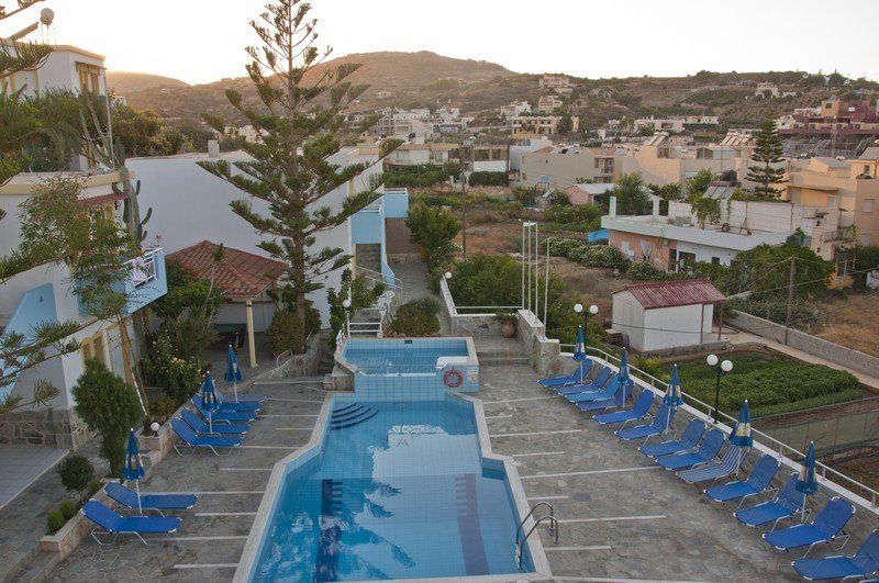 Belvedere Village Hotel apartamentowy 3*