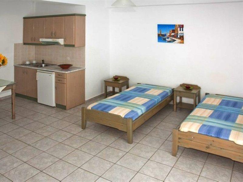 Belvedere Village 3*